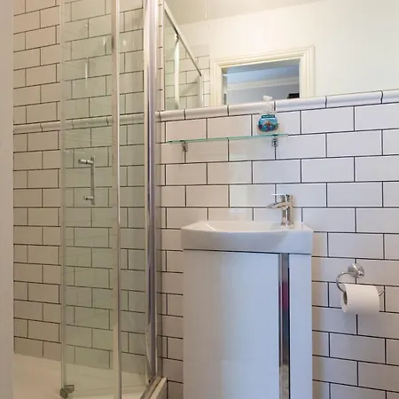 Superb Seafront Apartment *