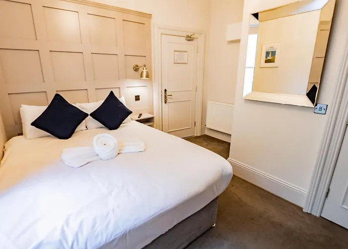 Apartment Superb Seafront