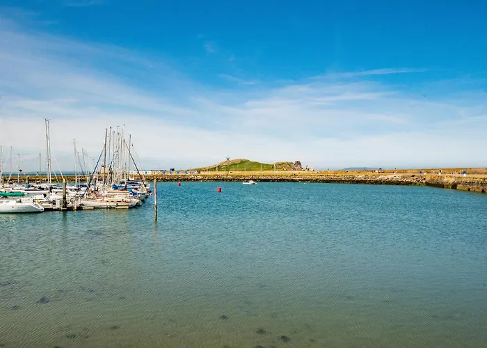 Superb Seafront Apartment